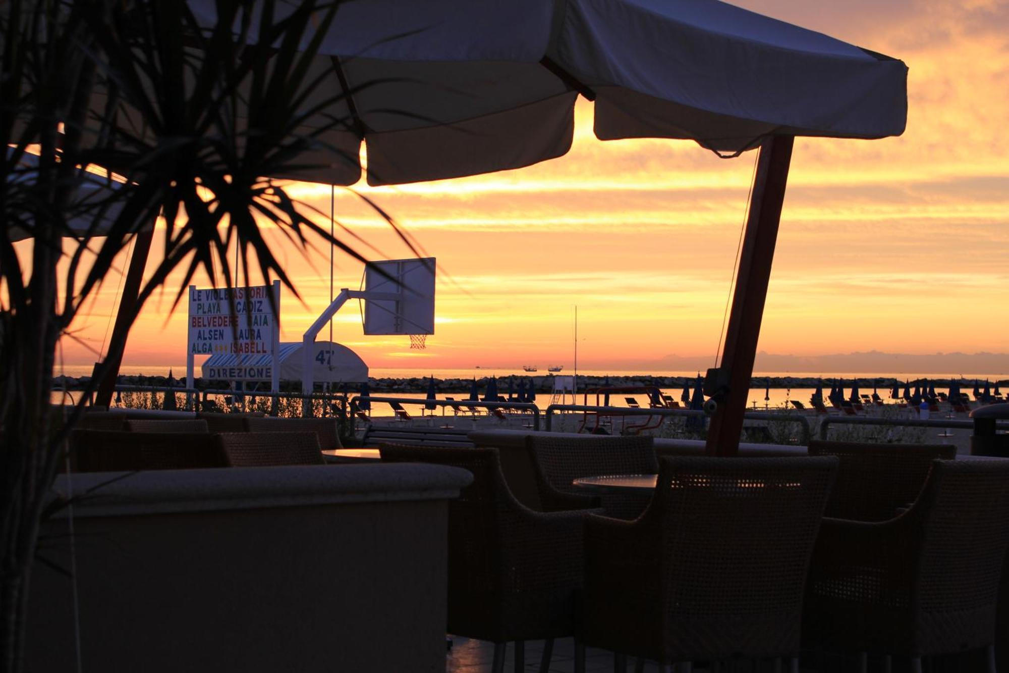 Hotel Baia ริมินี ภายนอก รูปภาพ
