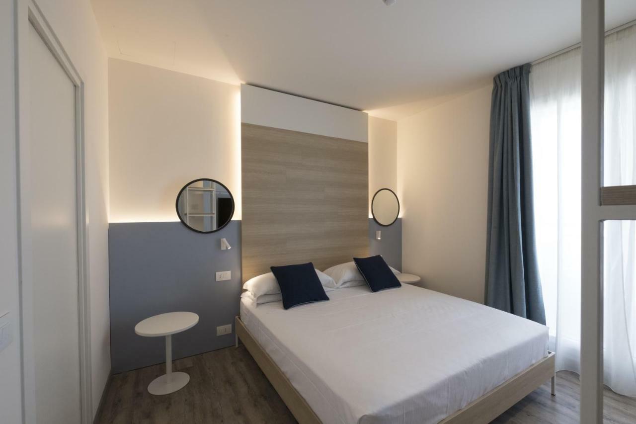 Hotel Baia ริมินี ภายนอก รูปภาพ